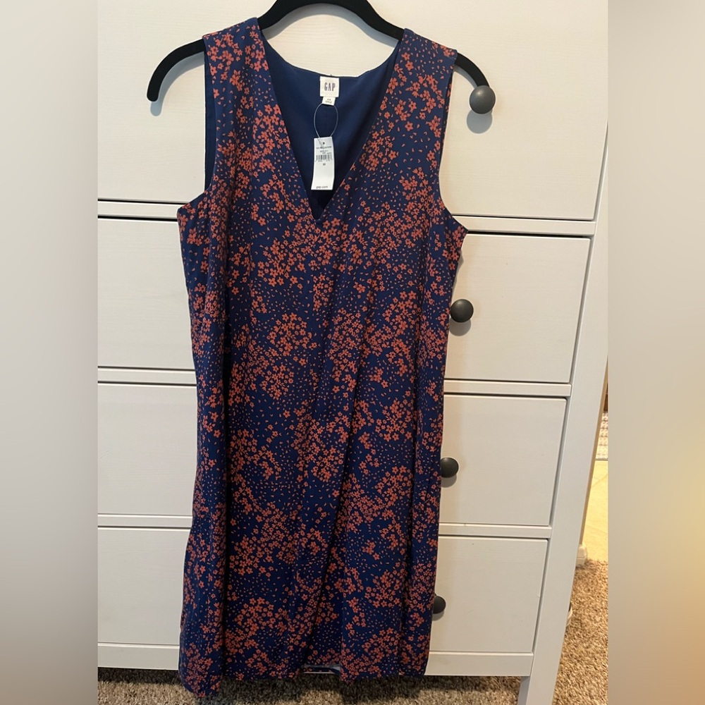 NEW WITH TAGS: GAP Sleeveless Dress Size XS